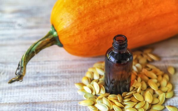 Ce este extractul de semințe de dovleac și cum acționează pentru sănătatea prostatei și a tractului urinar