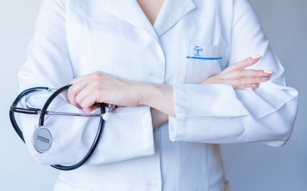 Cum se monitorizează evoluția unei afecțiuni de prostată în timp: analize, investigații și semne care nu trebuie ignorate